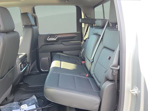 New 2026 GMC Sierra 3500 Denali w/ Denali Reserve Package image 26