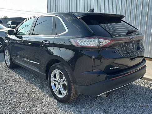 Used 2018 Ford Edge Titanium AWD/4WD image 3