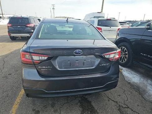 Used 2022 Subaru Legacy Premium image 3