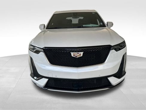 Used 2021 Cadillac XT6 Sport image 13