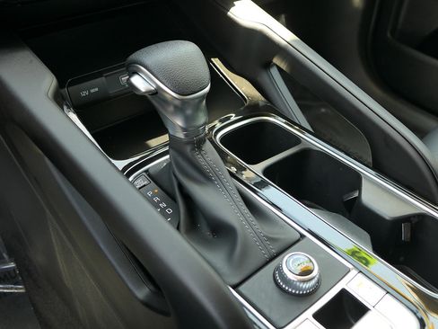 Used 2025 Kia Telluride LX FWD image 23