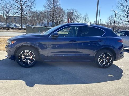 Used 2021 Alfa Romeo Stelvio Ti image 12