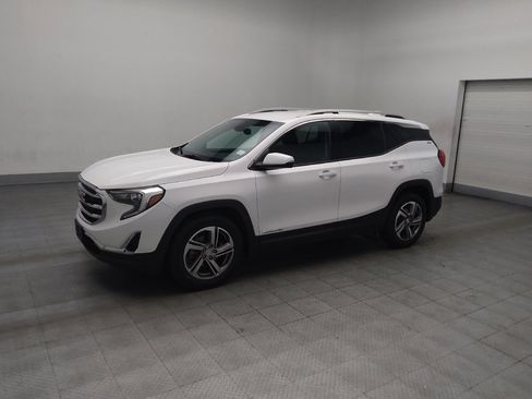 Used 2020 GMC Terrain SLT image 2