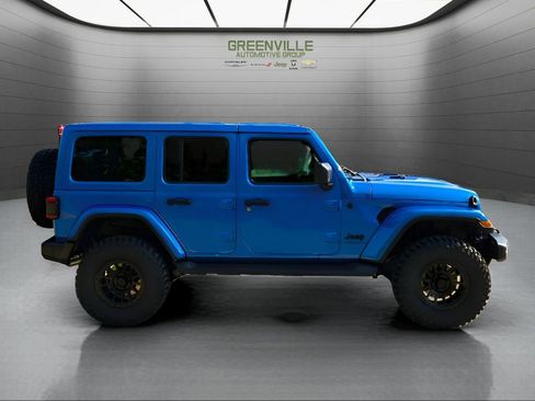 New 2025 Jeep Wrangler Unlimited Sahara AWD/4WD image 8