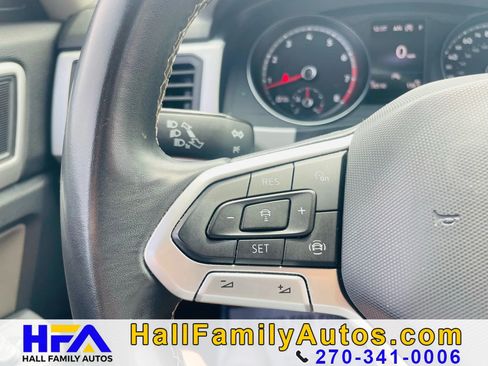 Used 2021 Volkswagen Atlas SE image 22