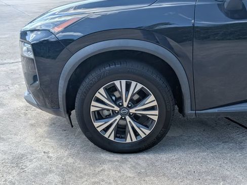 Used 2023 Nissan Rogue SV FWD image 14