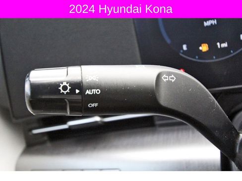 Used 2024 Hyundai Kona SEL w/ Convenience Package image 15
