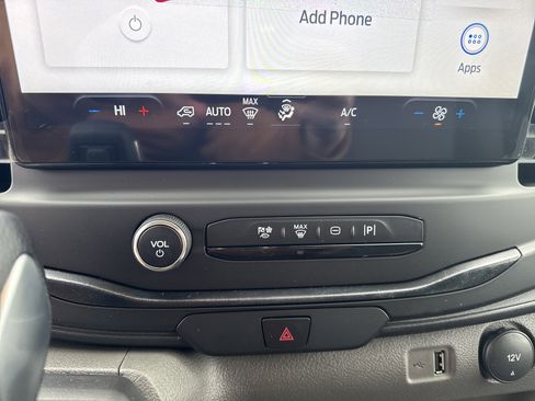 New 2026 Ford Transit 250 148 Medium Roof image 22