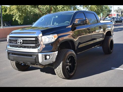 Used 2015 Toyota Tundra SR5 w/ TRD Off Road Package image 3