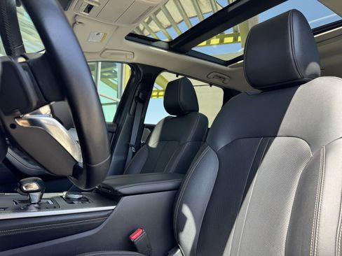 Used 2024 MAZDA CX-90 Plug-In Hybrid w/ Premium Pkg image 25