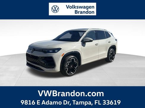 New 2026 Volkswagen Tiguan SEL R-Line image 1