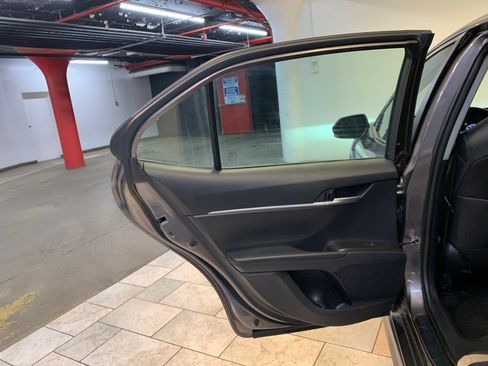 Used 2023 Toyota Camry SE FWD image 35