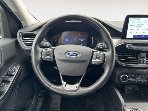 Used 2023 Ford Escape Active AWD/4WD image 12