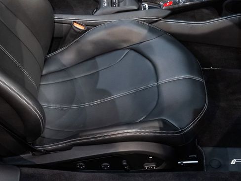 Used 2023 Ferrari F8 Tributo image 25