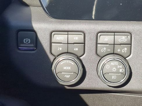 New 2026 Chevrolet Silverado 2500 LTZ w/ Trail Boss Package AWD/4WD image 18