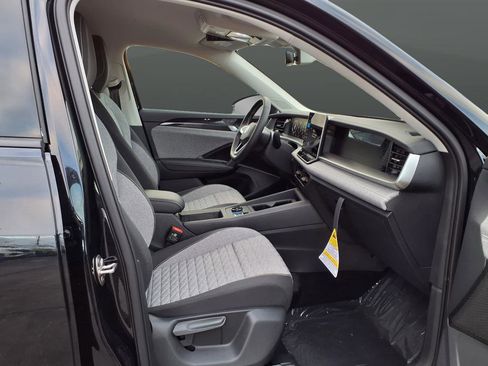 New 2026 Volkswagen Tiguan S AWD/4WD image 19