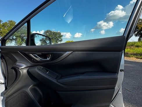 Used 2017 Subaru Impreza 2.0i Limited image 14