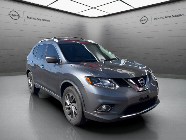 Used 2016 Nissan Rogue SL w/ SL Premium Package FWD image 2