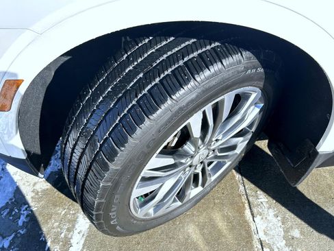 Used 2017 Cadillac XT5 Premium Luxury image 23