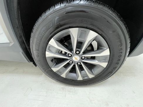 New 2026 Chevrolet Equinox LT image 9