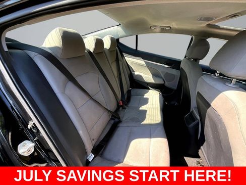 Used 2020 Hyundai Elantra Value Edition FWD image 23