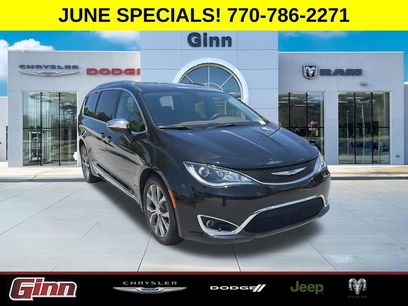 Used 2018 Chrysler Pacifica Limited