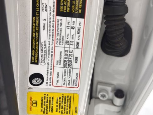 Used 2019 BMW 330i xDrive Sedan w/ Premium Package image 11