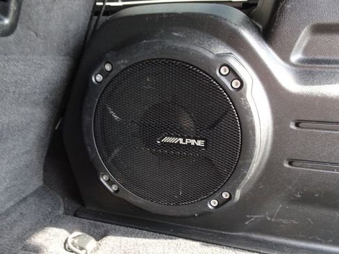 Used 2018 Jeep Wrangler Unlimited Sahara image 28