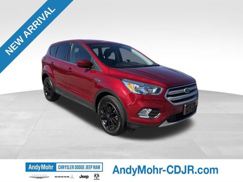 Used 2019 Ford Escape SE AWD/4WD image 1