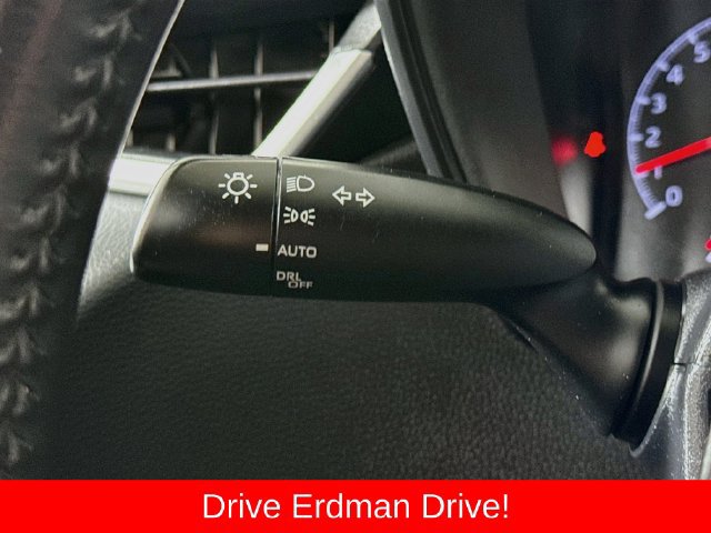 Used 2021 Toyota Corolla SE FWD image 14