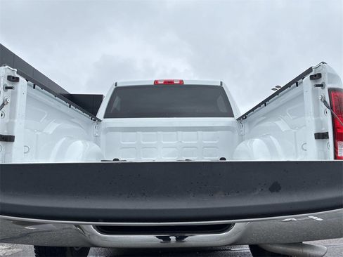 Used 2023 RAM 1500 Classic SLT w/ Electronics Group image 11