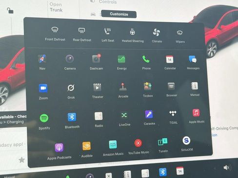 Used 2024 Tesla Model Y Long Range image 23