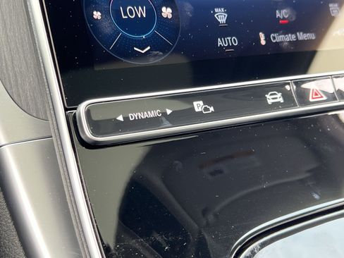New 2026 Mercedes-Benz C 300 4MATIC Sedan image 39