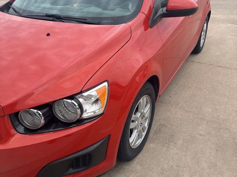 Used 2013 Chevrolet Sonic LT image 6