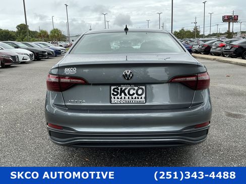 Used 2024 Volkswagen Jetta S FWD image 4