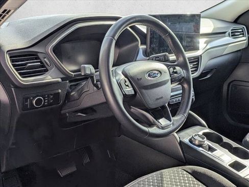 Used 2023 Ford Escape Active w/ Tech Pack #1 FWD image 7