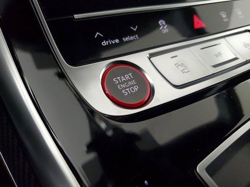 New 2026 Audi RS Q8 performance AWD/4WD image 33