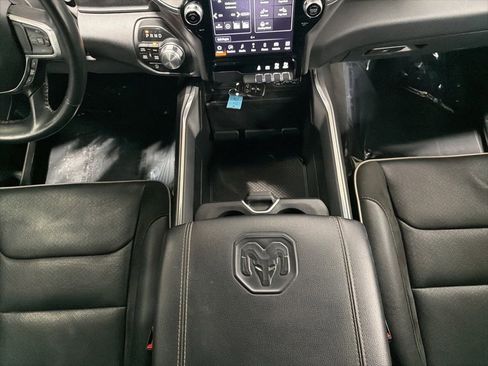 Used 2023 RAM 1500 Laramie AWD/4WD image 7