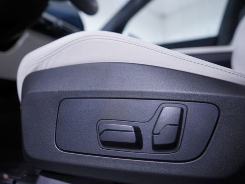 New 2026 BMW X1 xDrive28i image 12