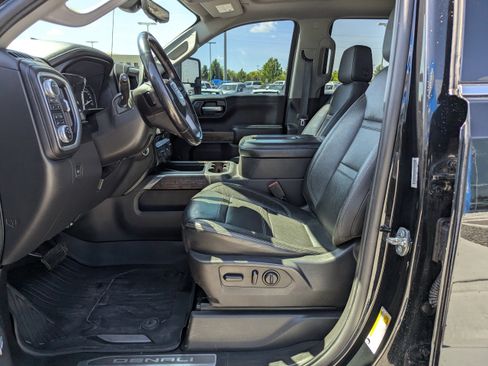 Used 2021 GMC Sierra 1500 Denali w/ Denali Ultimate Package AWD/4WD image 13