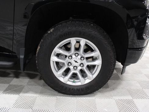 Used 2024 Chevrolet Silverado 1500 RST AWD/4WD image 43