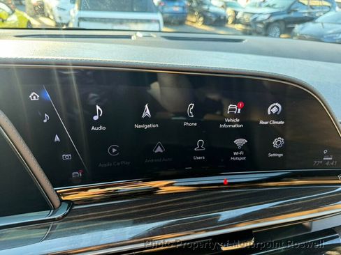 Used 2023 Cadillac Escalade Sport w/ LPO, ONYX Package image 25