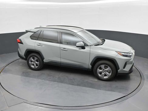 Used 2022 Toyota RAV4 XLE w/ XLE Grade Weather Package AWD/4WD image 1