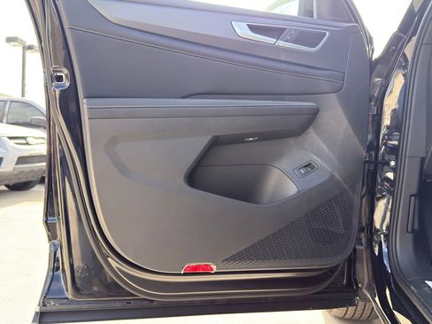 New 2026 Volkswagen Atlas Cross Sport SEL image 16