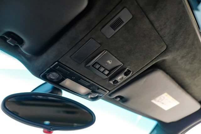 Used 2003 BMW M5 RWD image 40