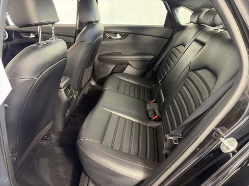 Certified 2023 Kia Forte GT FWD image 7