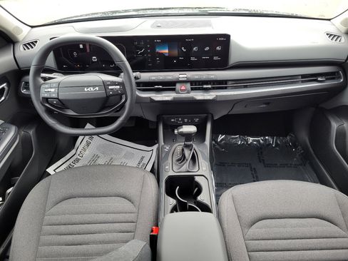 Used 2025 Kia K4 EX FWD image 9