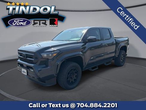 Used 2025 Toyota Tacoma SR5 AWD/4WD image 1