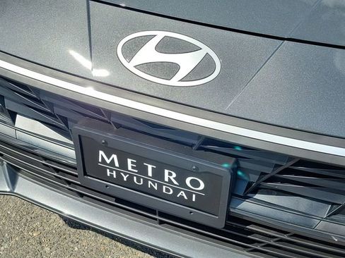 New 2026 Hyundai Elantra Sport FWD image 29