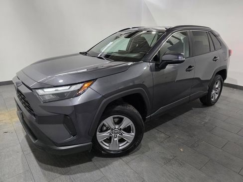 Used 2024 Toyota RAV4 XLE image 1